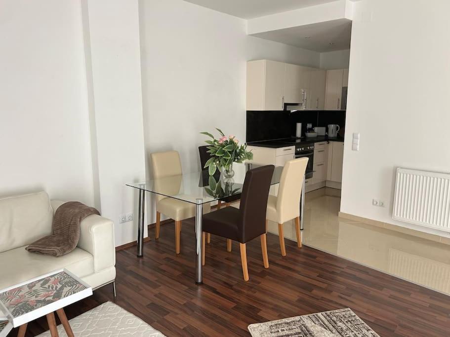 Apartment Merkur เวียนนา ภายนอก รูปภาพ